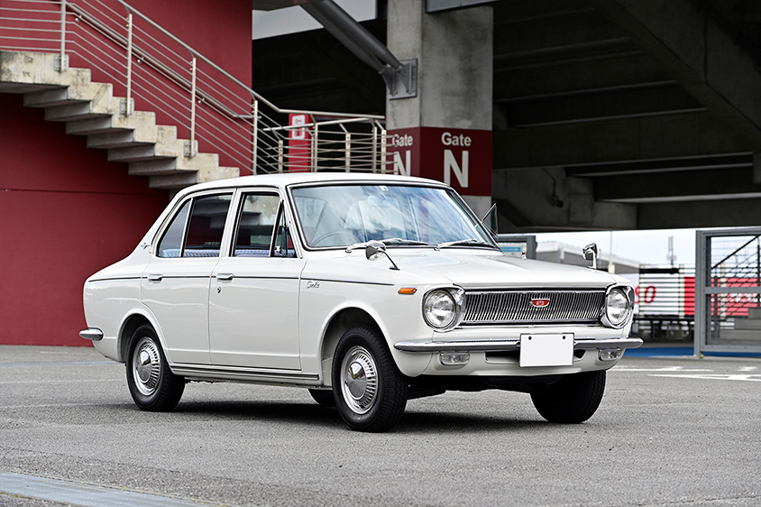 Gazoo愛車広場 出張撮影会 In Fsw 純正オリジナル仕様にこだわりコツコツ仕上げられた初代カローラデラックス トヨタ自動車のクルマ 情報サイト Gazoo Gazoo愛車広場 出張撮影会 In Fsw 純正オリジナル仕様にこだわりコツコツ仕上げられた初代カローラデラックス トヨタ自動車のクルマ 情報サイト Gazoo