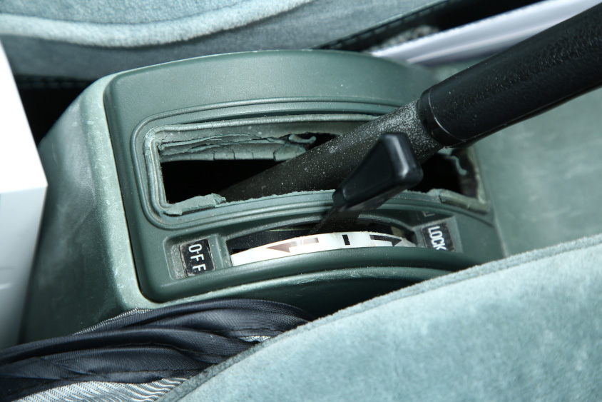 ホンダ・アコードサルーンのリアドアのロック解除レバー