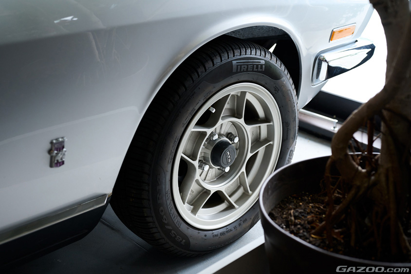 いすゞ・117クーペが履くATS製のホイール