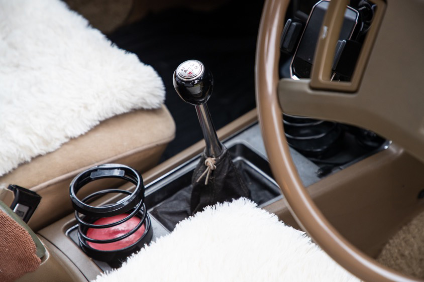 トヨタ・クラウン(MS105)のシフトレバー