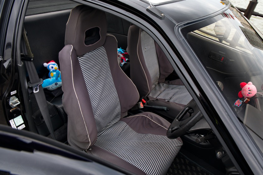 ホンダ・CR-Xのシート