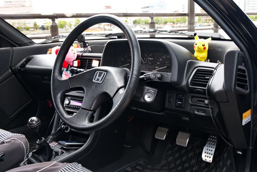 ホンダ・CR-Xの運転席