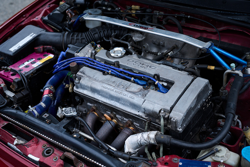 ホンダ・CR-X（サイバースポーツ）のエンジンルーム