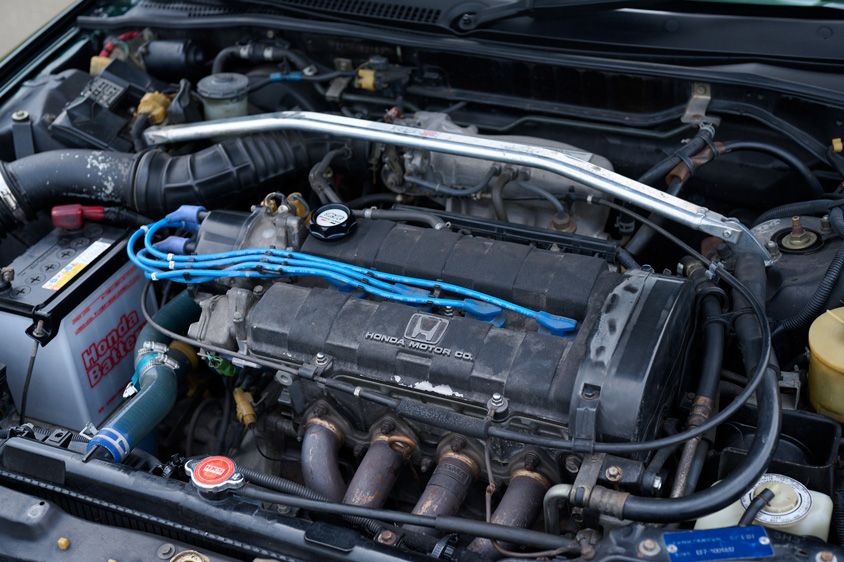 ホンダ・CR-X Si サイバースポーツのエンジンルーム
