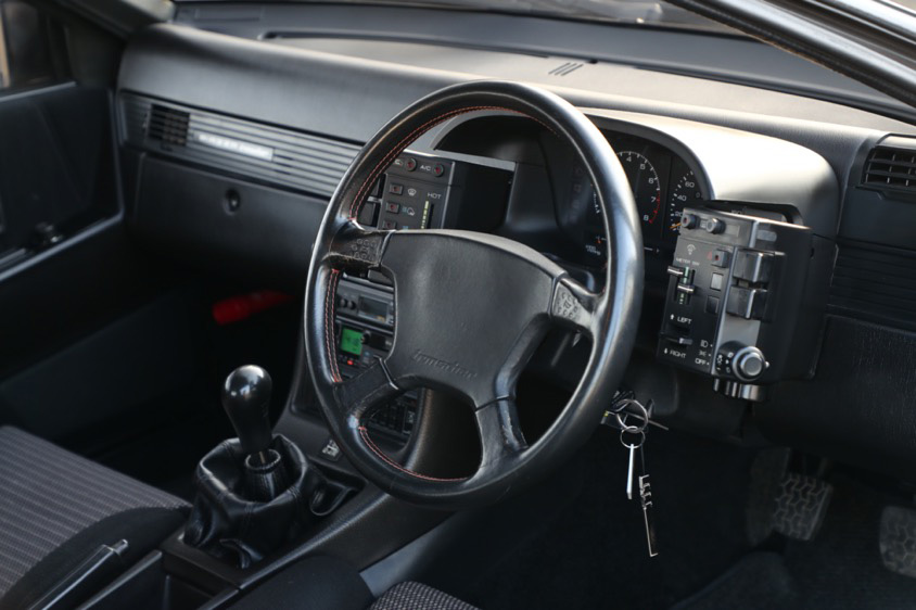 いすゞ・ピアッツァ イルムシャーのステアリング