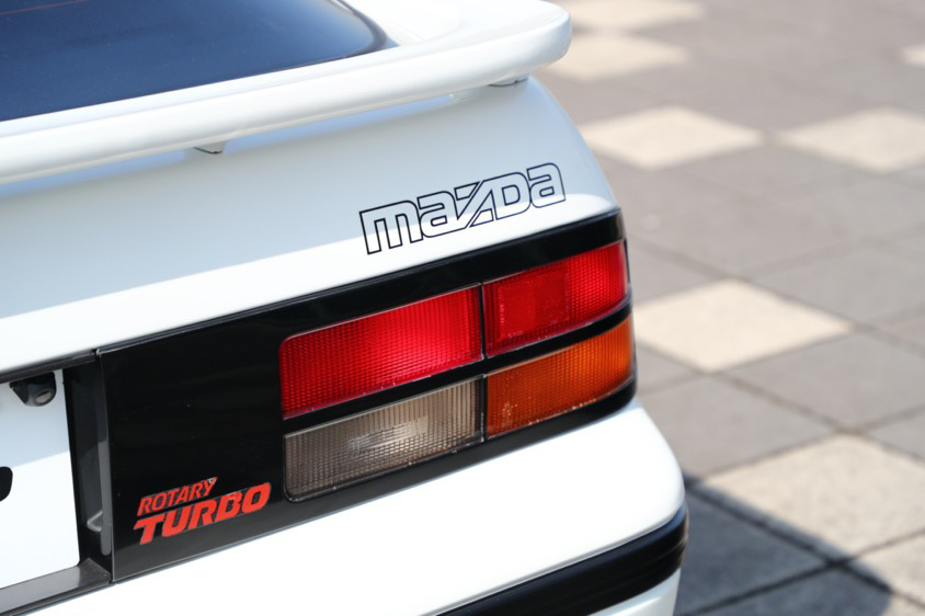 マツダ・RX-7(FC3S)の右テールランプ