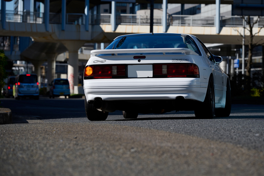 特別なヒストリーを持つ個体に選ばれしオーナーが愛でる、1989年式マツダ サバンナRX-7 GT-X改(FC3S型) |  クルマ情報サイトｰGAZOO.com