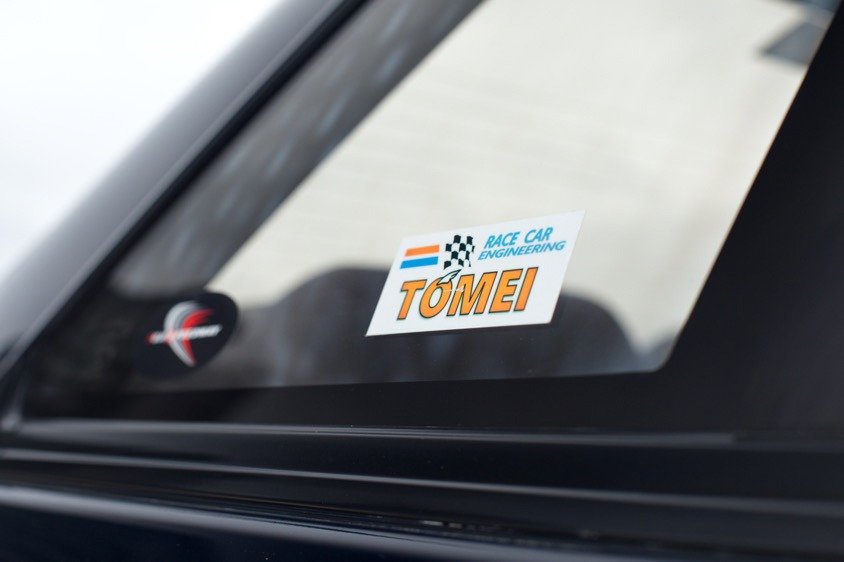 日産・スカイラインGTS-Rに貼られた「東名パワード」のステッカー