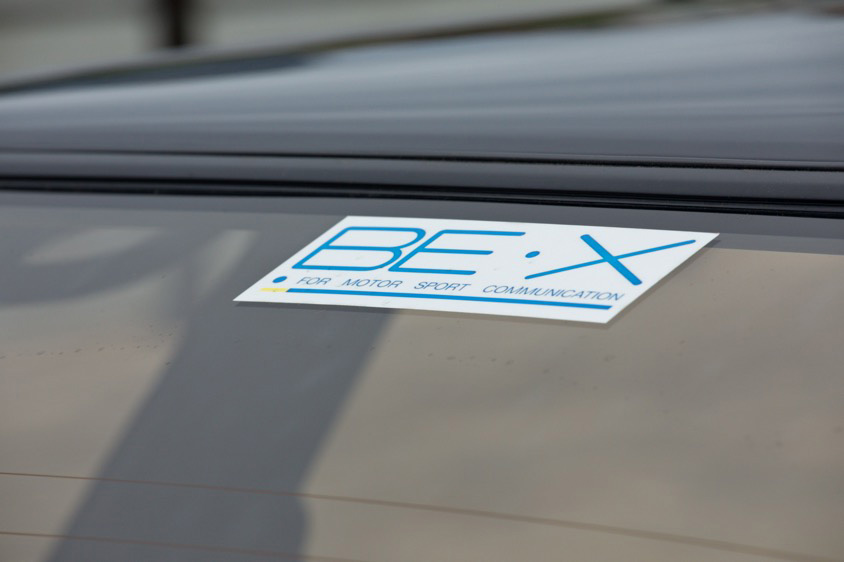 日産・スカイラインGTS-Rに貼られた「BE・X」のステッカー