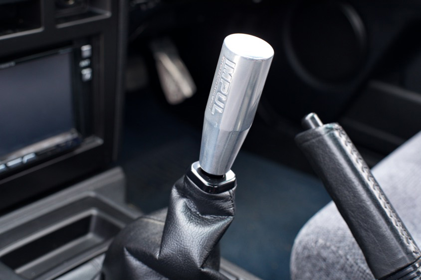 日産・スカイラインGTS-Rにつけている愛用のシフトノブ