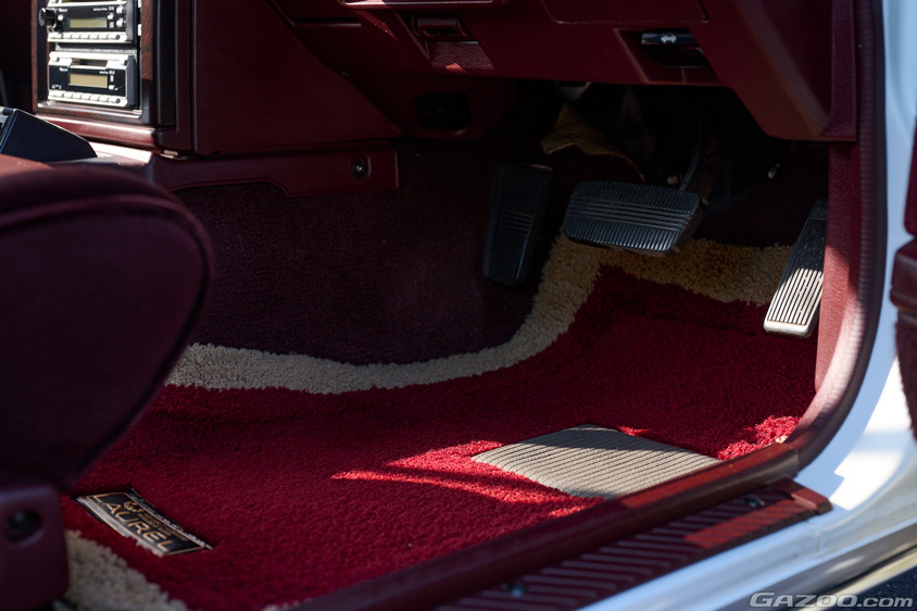 日産・ローレルV20ターボメダリスト(C32型)のフロアマット