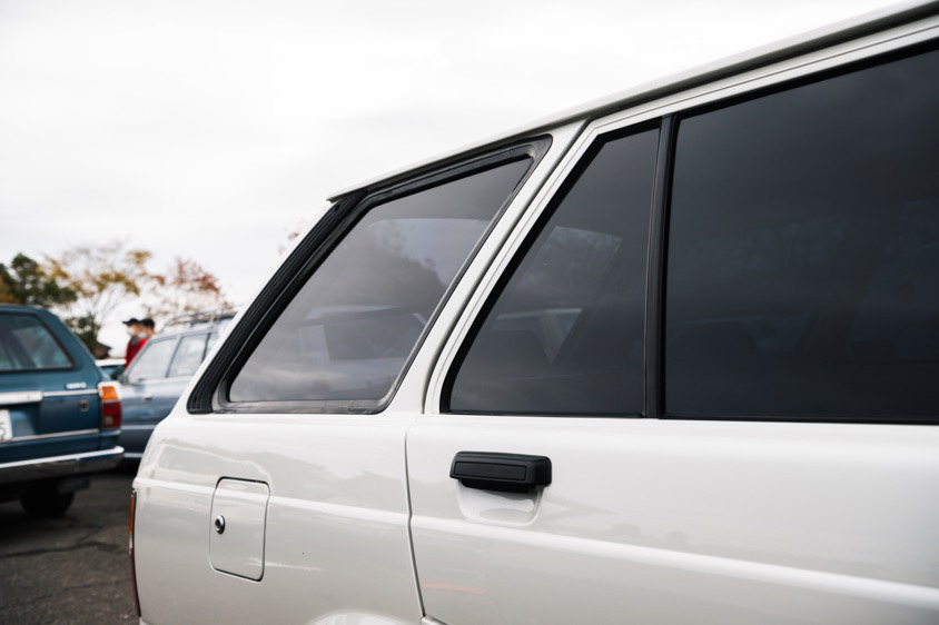 トヨタ・スターレットバン(KP61V)の右リアビュー