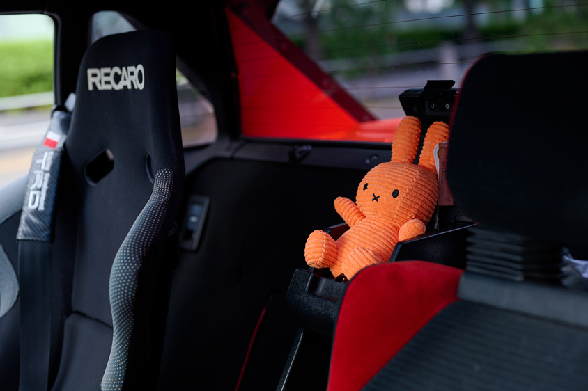 トヨタ・MR2（AW11）の車内