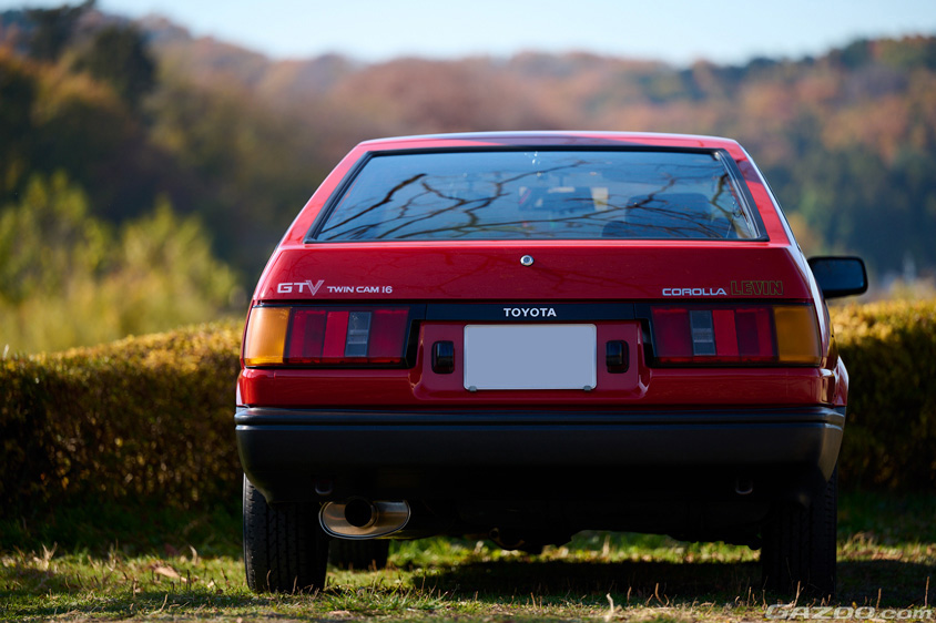 トヨタ・カローラレビン（AE86/ハチロク）のリアビュー