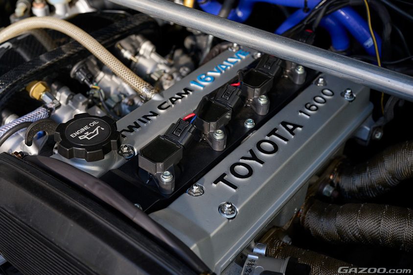 トヨタ・カローラレビン（AE86）の4A-GEエンジン