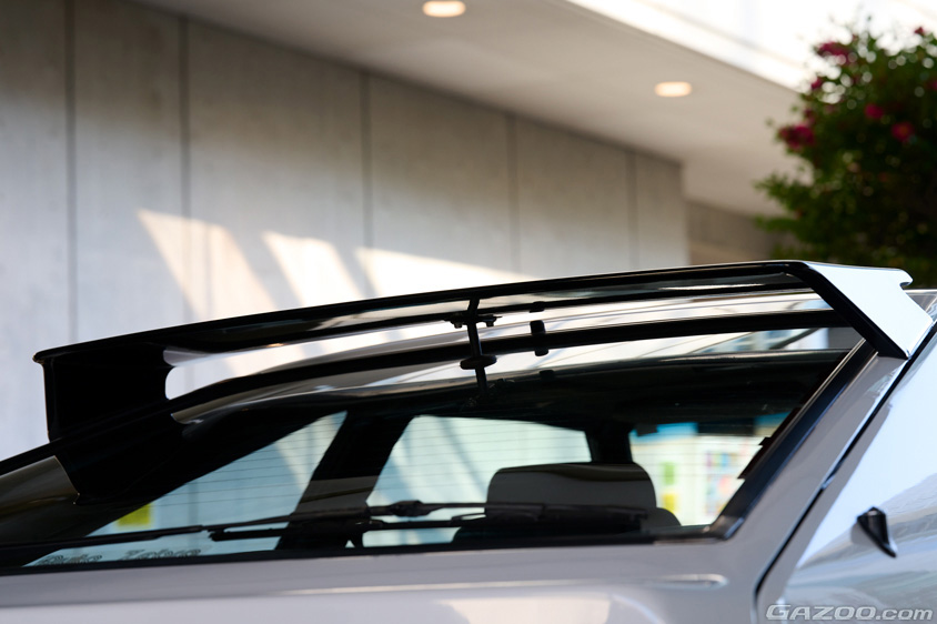 トヨタ・セリカスープラのリアウィンドウスポイラー