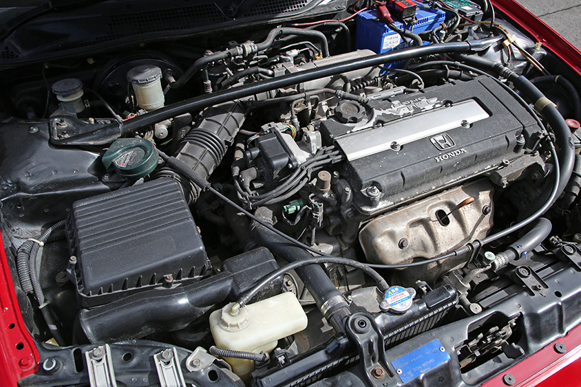 真っ赤なeg6に乗ることになったキッカケはユーロビート 月4で峠に通う女性オーナーが目指す理想形とは トヨタ自動車のクルマ情報サイト Gazoo 真っ赤なeg6に乗ることになったキッカケはユーロビート 月4で峠に通う女性オーナーが目指す理想形とは トヨタ自動車のクルマ情報サイト Gazoo