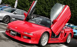 小さい頃から憧れだったNSXを購入したオーナーが、どうしてもやりたかった『あるカスタム』と、その理由とは？