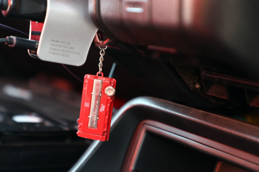 ホンダ・シビック タイプR（EK9）のエンジンのキーホルダー