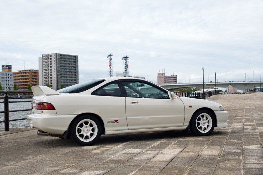 ホンダ・インテグラタイプRのサイドビュー