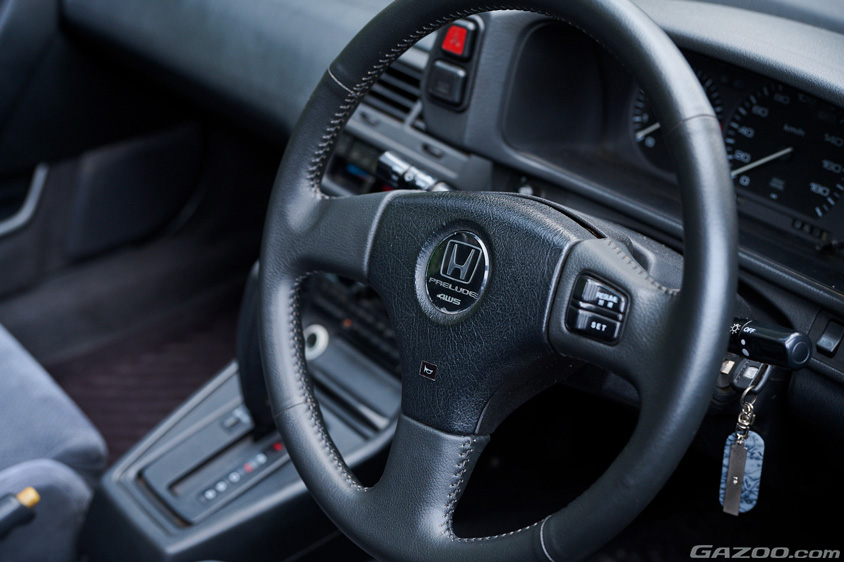 ホンダ・プレリュード Si 4WS(BA5)のステアリング