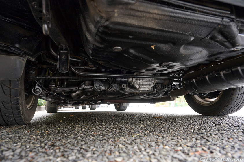 ホンダ・プレリュード Si 4WS(BA5)のフロア