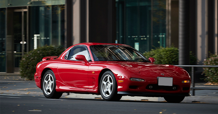 デビュー当時の雰囲気が色濃く感じられる愛車。1995年式アンフィニ RX