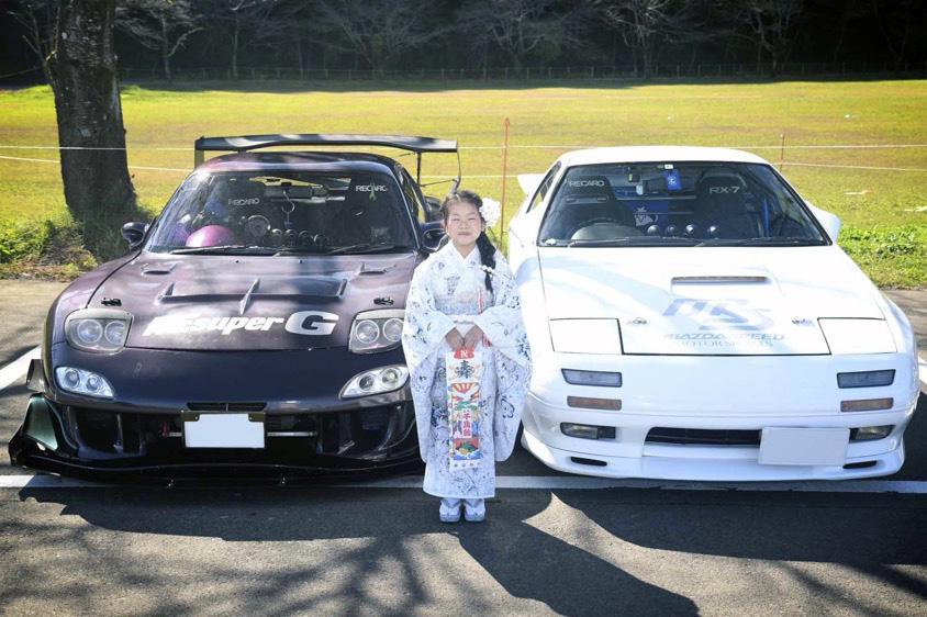 マツダのRX-7(FC3S)とRX-7(FD3S)