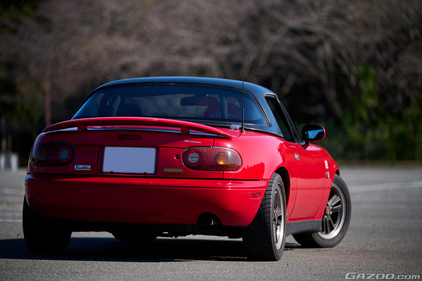 ヨシムラ MCL.ロードスターのリア