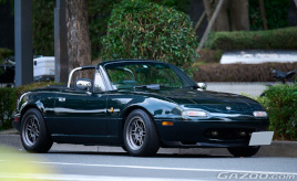 「愛娘に託すその日まで」。29歳のオーナーが慈しむ1996年式マツダ ユーノス ロードスター VRリミテッド コンビネーションB(NA8C型)