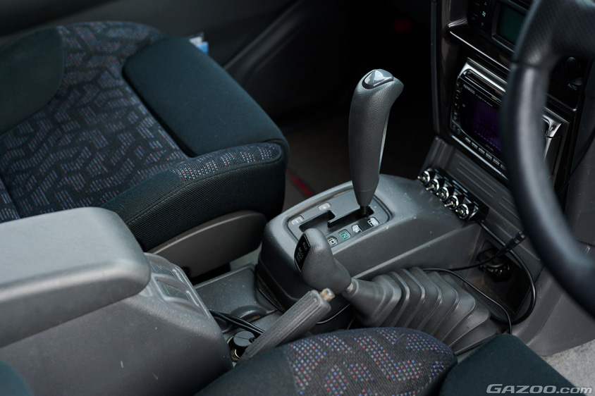 三菱自動車・パジェロエボリューションのシフト