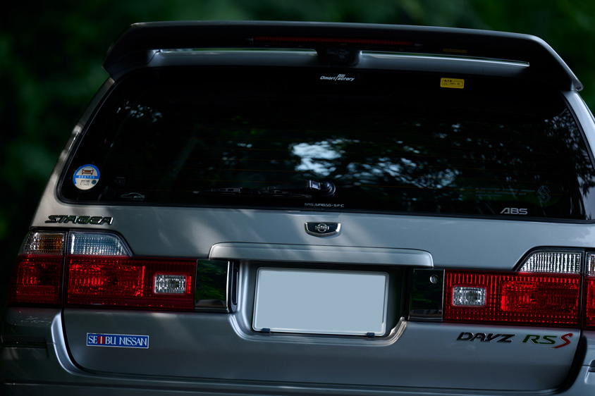 日産・ステージアのリヤビュー