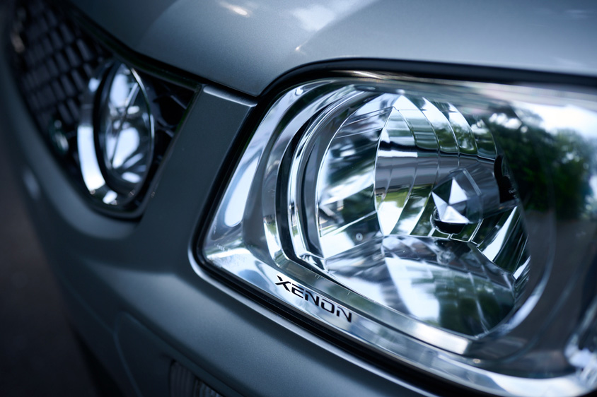 日産・ステージアのヘッドライト