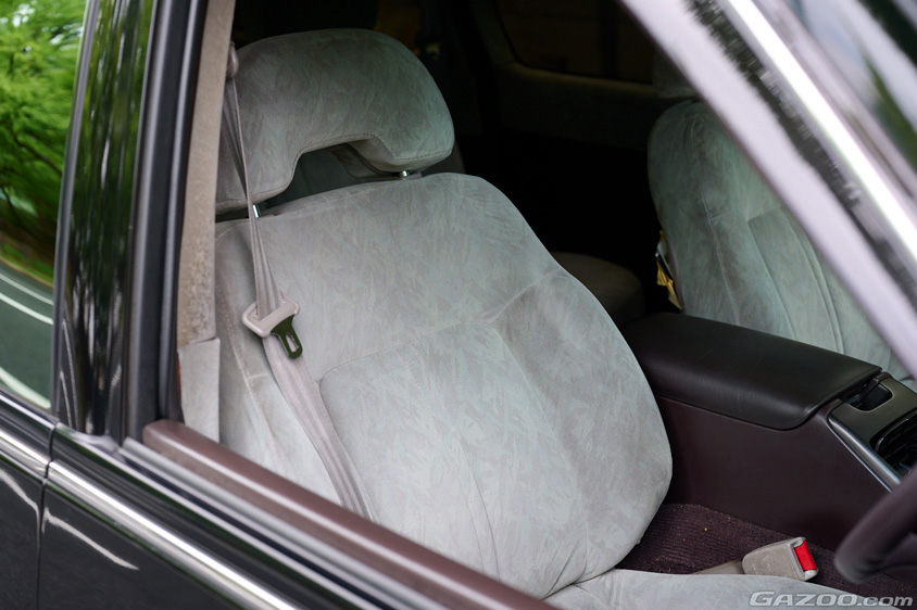 日産ラルゴ SX-Gプラス GTパックの運転席のシート