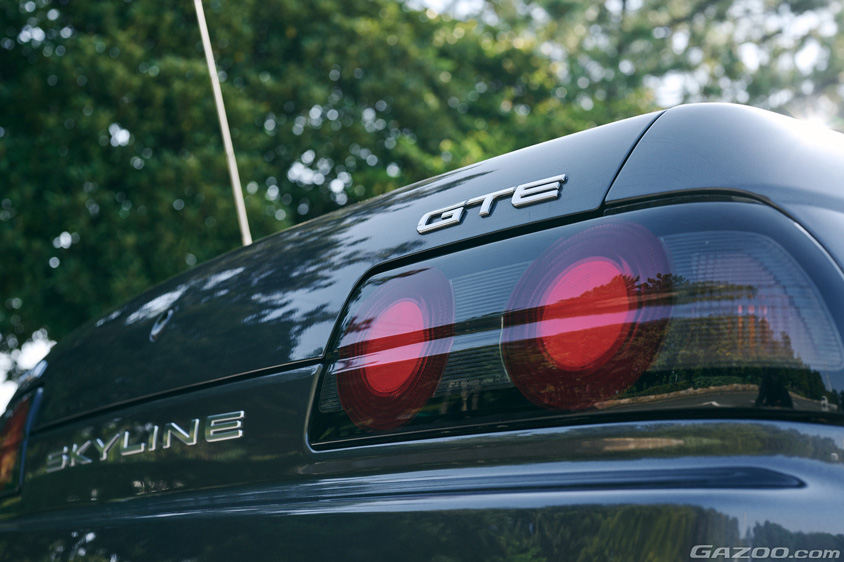 日産・スカイライン スカイライン GTE タイプXのGTEのエンブレム