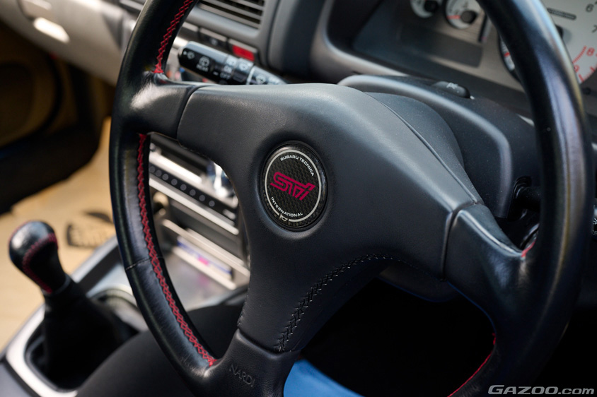 スバル インプレッサ 22B-STiバージョンのステアリング
