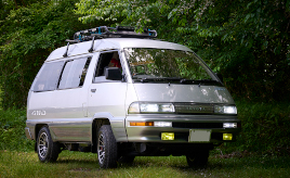 30年前の1BOXカーをDIYで極上空間に！1991年式トヨタ マスターエース サーフ