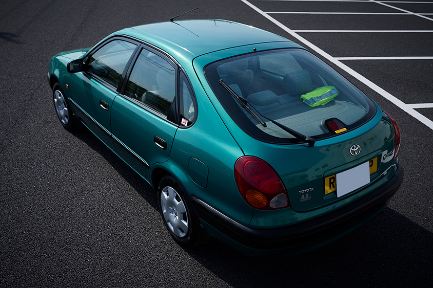 トヨタのカローラ 1.3 GS（EE111型／欧州仕様）