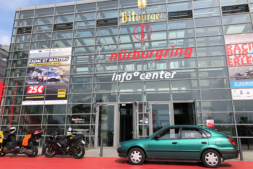 トヨタのカローラ 1.3 GS（EE111型／欧州仕様）