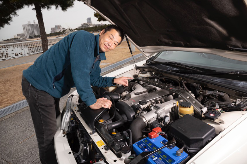 トヨタ・マークII（JZX100）とオーナーの藤原さん