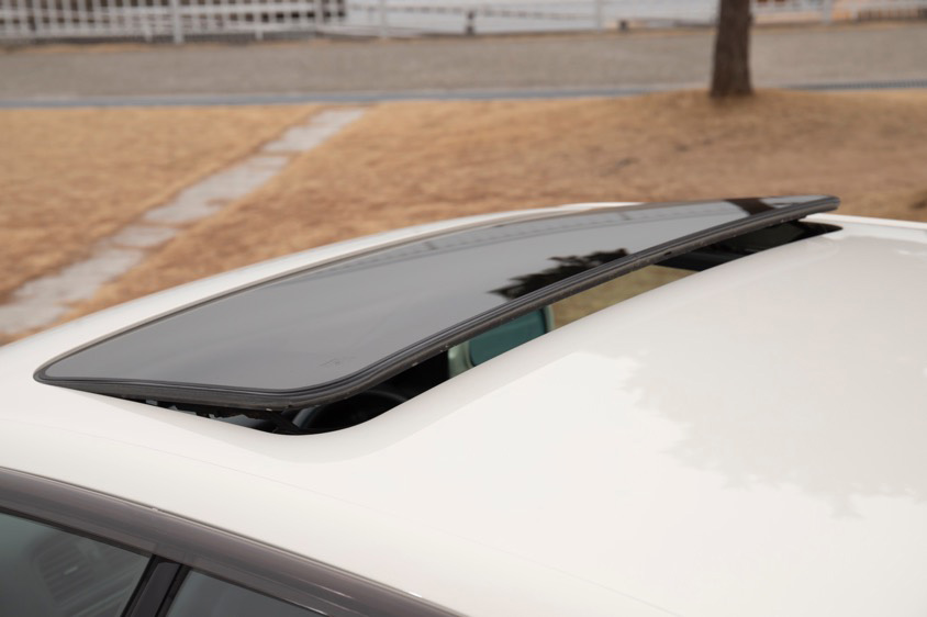 トヨタ・マークII(JZX100)のサンルーフ