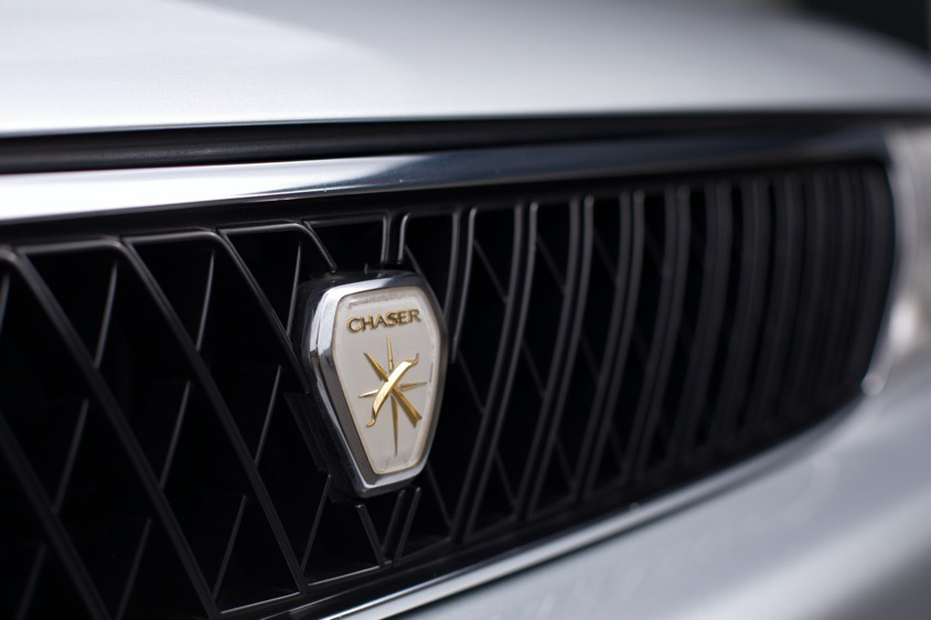 トヨタのチェイサー・ツアラーS(JZX90型)のエンブレム