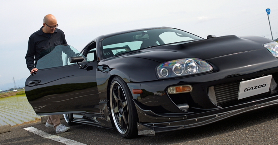 ゲームの主人公に憧れ18才で手に入れたスープラ(JZA80)を、17年かけて