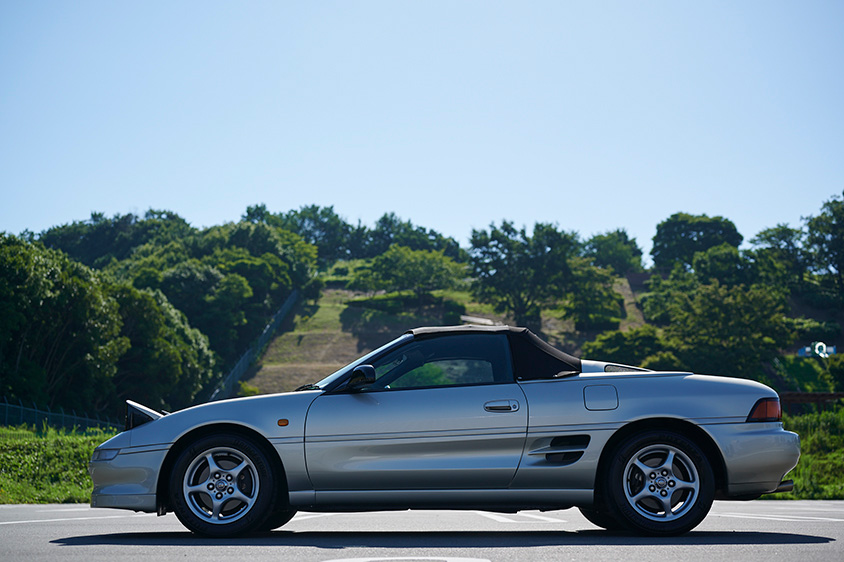 雨漏りも仕様」と割り切れるほど惚れ込む愛車。1998年式トヨタテクノクラフト MRスパイダー（SW20型改） | クルマ情報サイトｰGAZOO.com