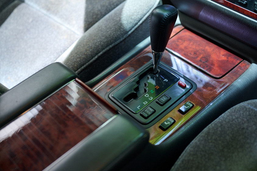 トヨタ・センチュリーのシフト