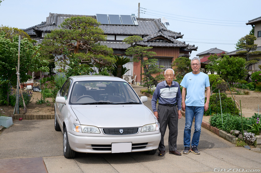 トヨタ・カローラSEサルーンとオーナーさん