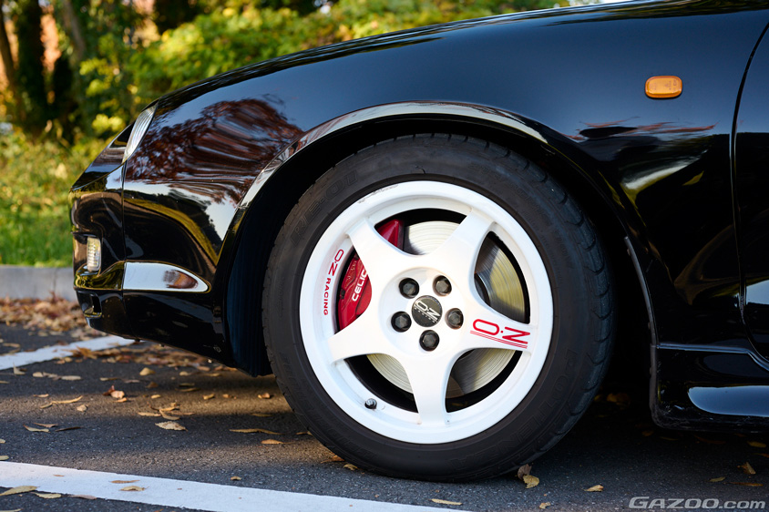 トヨタ・セリカ GT-FOUR（ST205）のOZレーシングのホイール