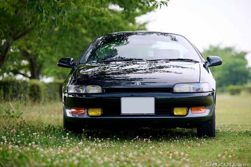 トヨタ・アムラックスセラのフロント