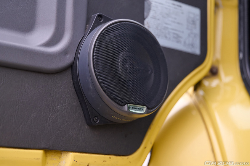 ダイハツ・ミゼットⅡのスピーカー