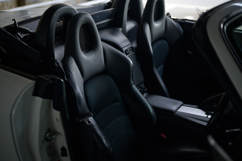 ホンダ・S2000のシート